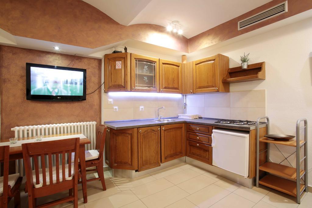Carla Studio Apartment ซาเกร็บ ห้อง รูปภาพ